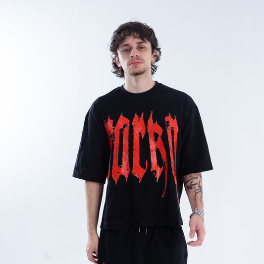 Camiseta Negra Boxy Fit Red Lettering