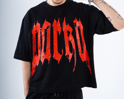 Camiseta Negra Boxy Fit Red Lettering