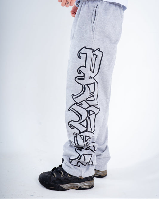 Pantalón Gris Letras Negras